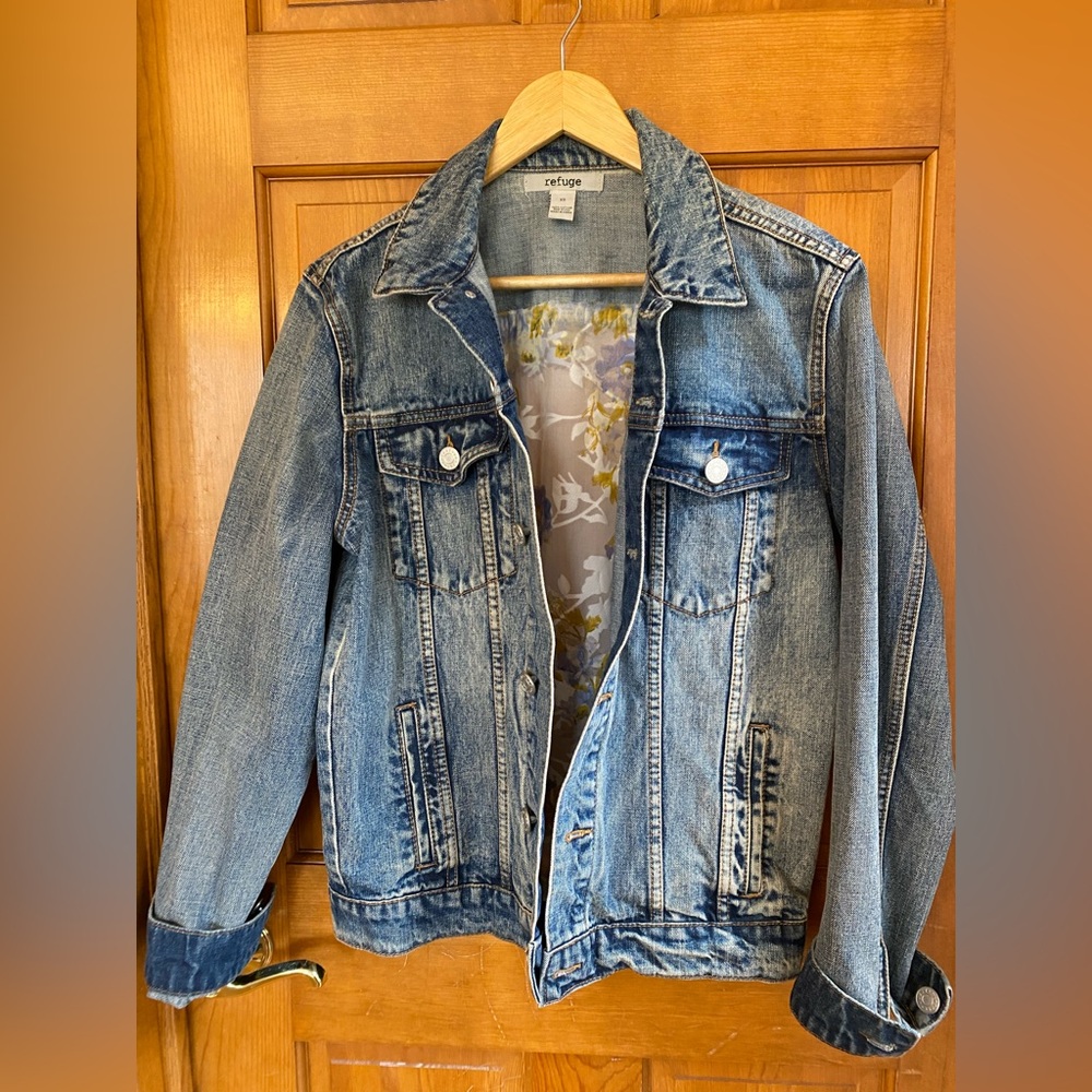 Refuge Women's Denim Jacket  Classic Trucker Style